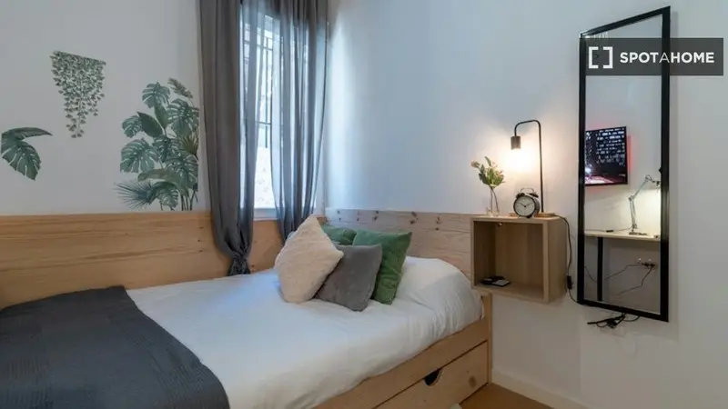Apartamento en Madrid 7 Dormitorios 2 Baños Alquiler Spotahome