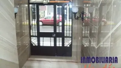 Alquiler Piso Melide Centro 4 Dormitorios 2 Baños