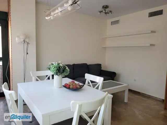 Alquiler Piso 3 Dormitorios Camas Sevilla