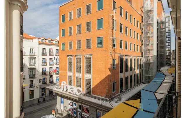 Apartamento 16 Dormitorios Madrid Alquiler 3-24 Meses