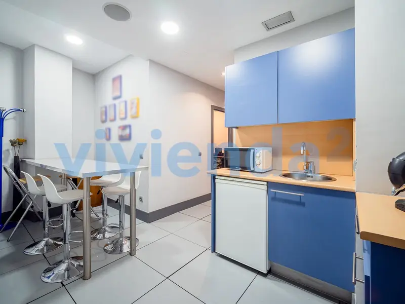 Local Comercial en Rios Rosas Madrid 152m2 Salida Humos