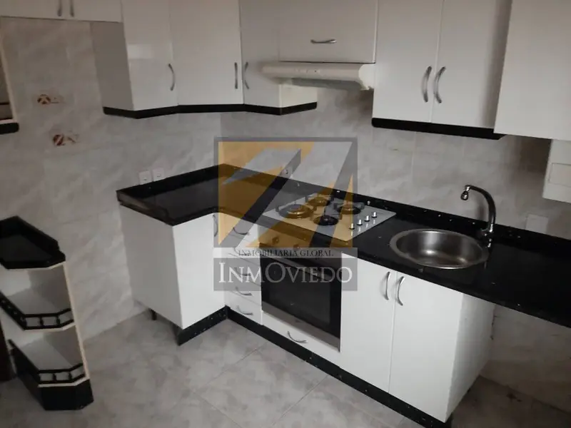 Venta Piso con calefacción en Torrelavega Oviedo