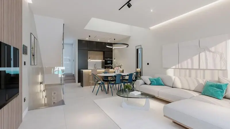 Adosados de Lujo en Fuengirola: 3 Dormitorios, Vistas al Mar y Piscina