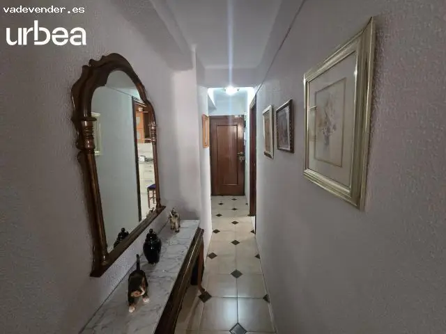 Piso en San Andrés Málaga 3 Dormitorios Cocina Reformada Luminoso