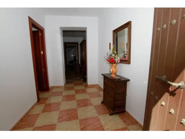 Casa Reformada Cerca del Centro 2 Dormitorios Patio Nave Trasera