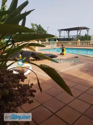 Chalet en Oliva cerca de la playa Alquiler larga duracion