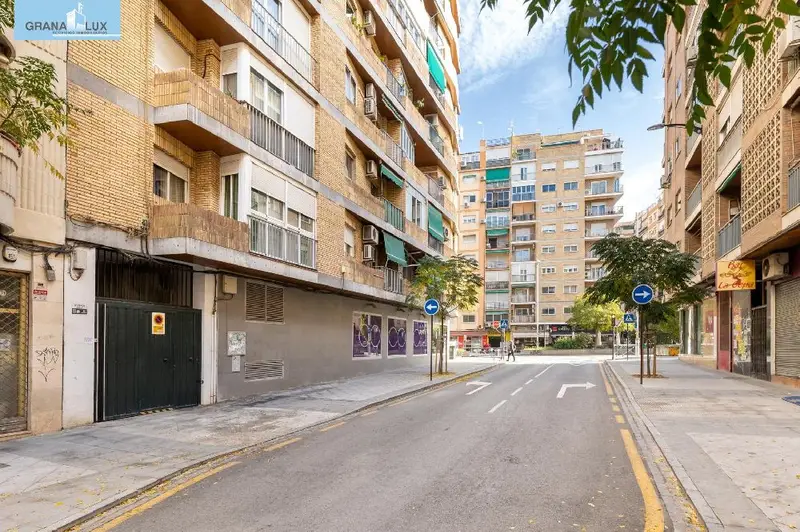 Venta Piso Reformado Centro Granada 4 Dormitorios 2 Baños