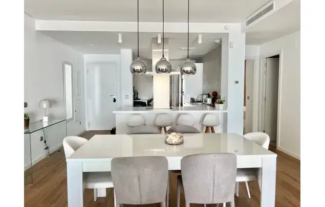 Alquiler Apartamento 2 Dormitorios 154m2 Cádiz