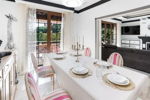 Villa en Marbella Centro 5 Dormitorios 6 Baños Piscina Privada