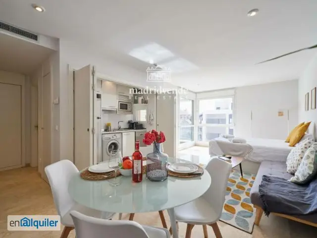 Alquiler Piso Amueblado Arganzuela Aire Acondicionado 54m2