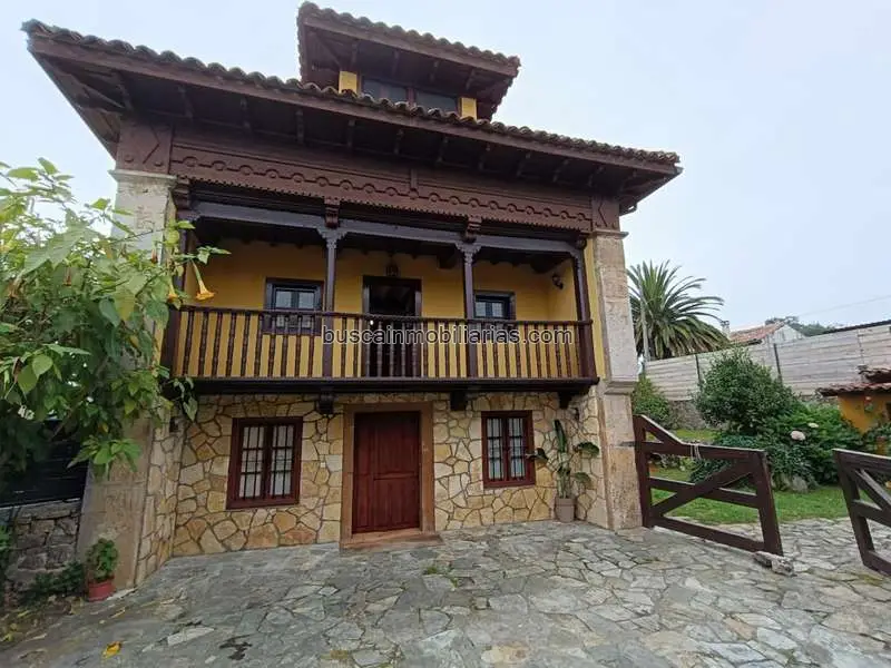 Casa en Llanes con Vistas a la Montaña