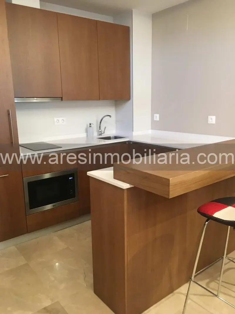 Alquiler Piso con Garaje en Cerro Ecija