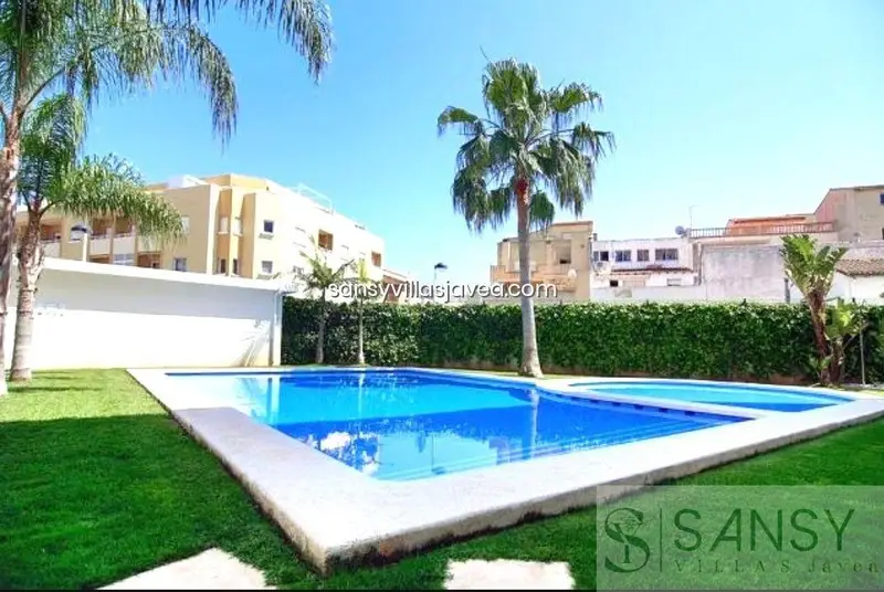 Apartamento en Ondara con Piscina y Garaje