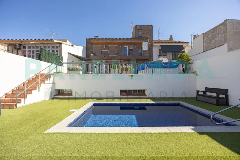 Venta Piso 314m2 con Piscina Sant Adria de Besos