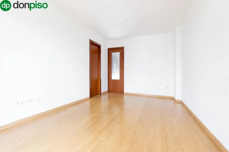 Piso en venta en La Zubia, Granada