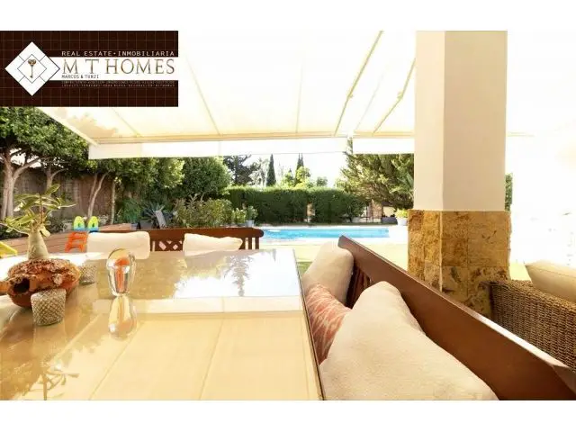 Villa de Lujo en Málaga con Piscina Privada Cerca de la Playa