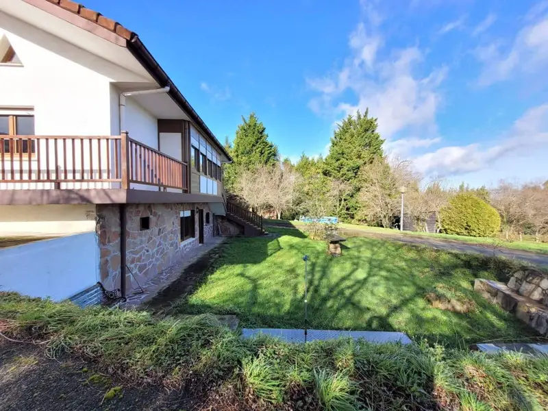 Chalet en Bermeo 344m2 con Piscina y Txoko
