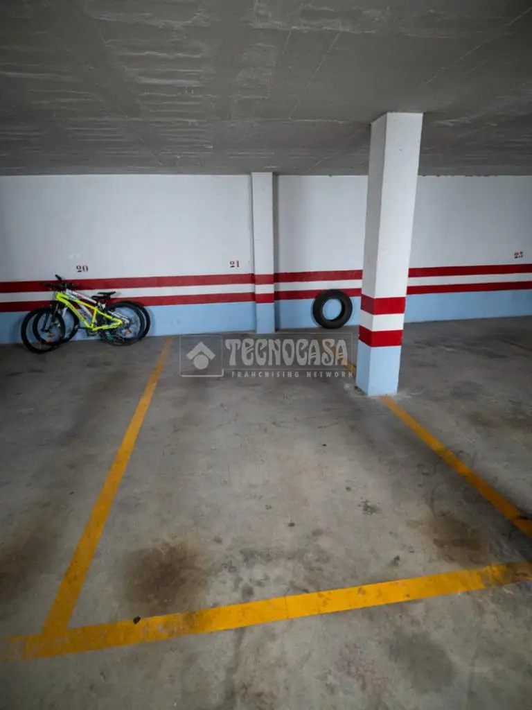 Dúplex en Venta en Linares  165m2 3 Dormitorios  Garaje Terraza