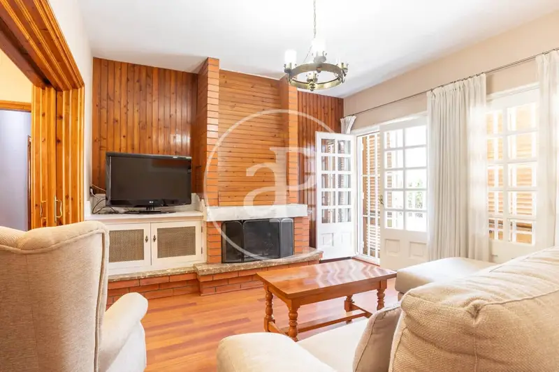 Casa en Alquiler en Sant Andreu de la Barca cerca de Barcelona