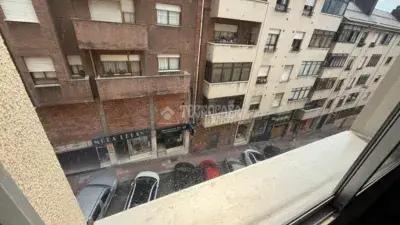 Piso en venta en Avenida de la Constitución