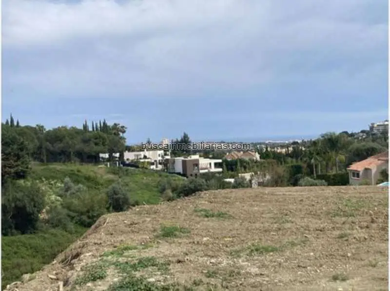 Parcelas de Lujo en Nueva Andalucía con Vistas al Mar