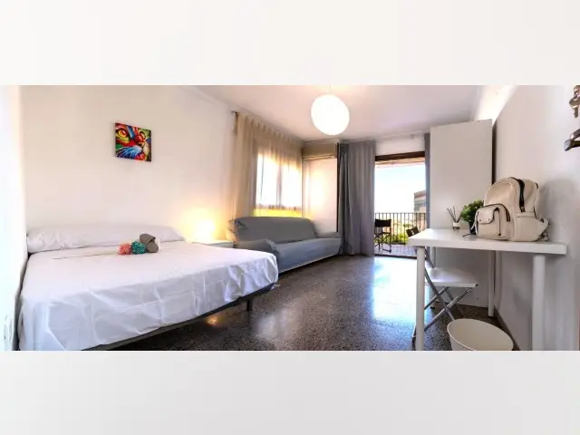 Habitación Almería Centro: Apartamento 5 Dormitorios, 2 Baños