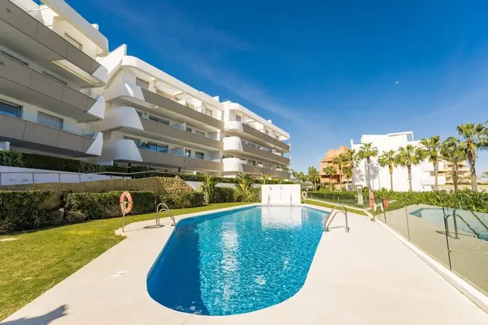 Atico Lujo 4 Dormitorios Sotogrande Marina Vistas Mar