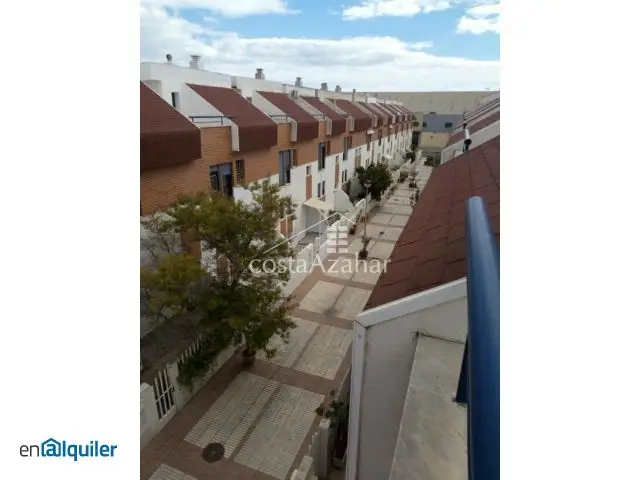 Alquiler Casa Terraza Grao 4 habitaciones 2 baños Garaje Terraza