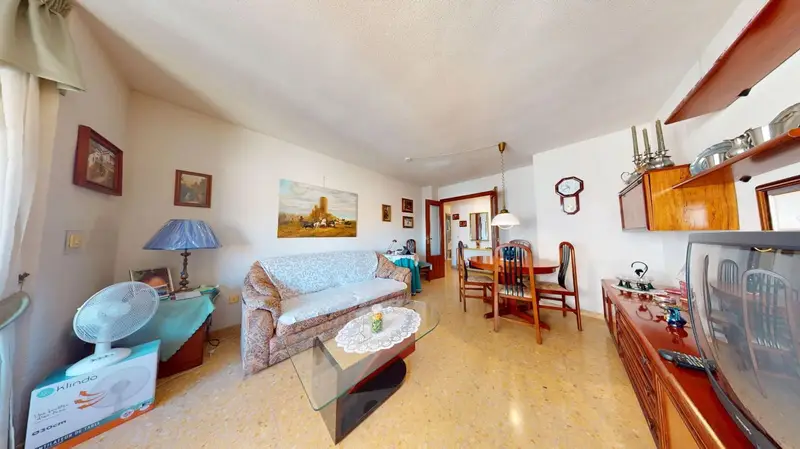 Atico en Venta en San Juan de Alicante: Amplio y Luminoso