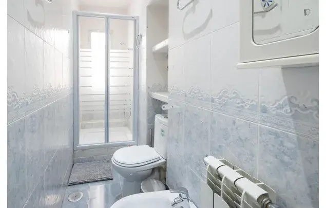 Alquiler Apartamento 6 Dormitorios Madrid 3-24 Meses