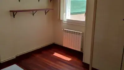 Piso en Alquiler en Puigcerda 92m2 3 habitaciones 2 baños