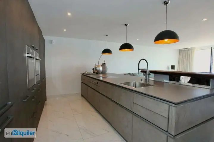Apartamento de Lujo en Portals Nous con Vistas al Mar