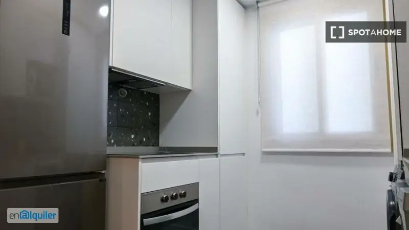 Apartamento 2 Dormitorios Sol Madrid Amueblado Equipado