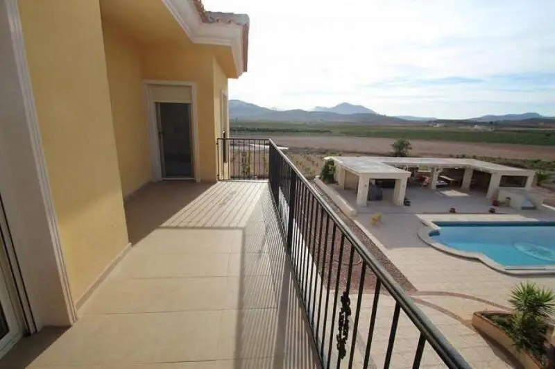 Villa de Lujo en Venta Pinoso Alicante