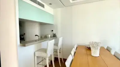 Apartamento en Tarifa con Vistas al Mar y Piscina