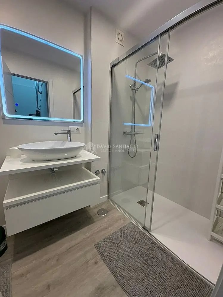 Apartamento en Alquiler Torre del Mar 4 Dormitorios 2 Baños