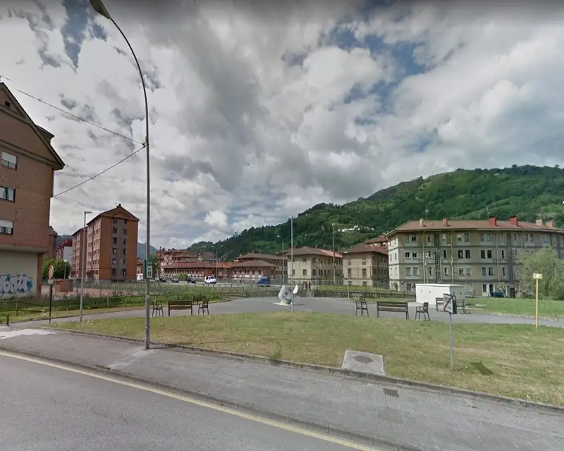 Casa Unifamiliar 181m2 5 Habitaciones 2 Baños Mieres