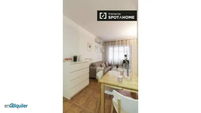 Estudio Moderno en Salamanca para Profesionales
