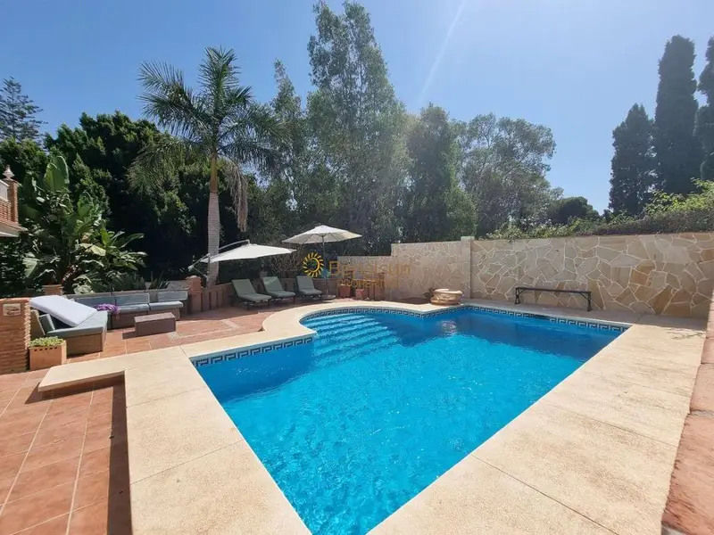 Apartamento Benajarafe 2ª Linea de Playa 60m2