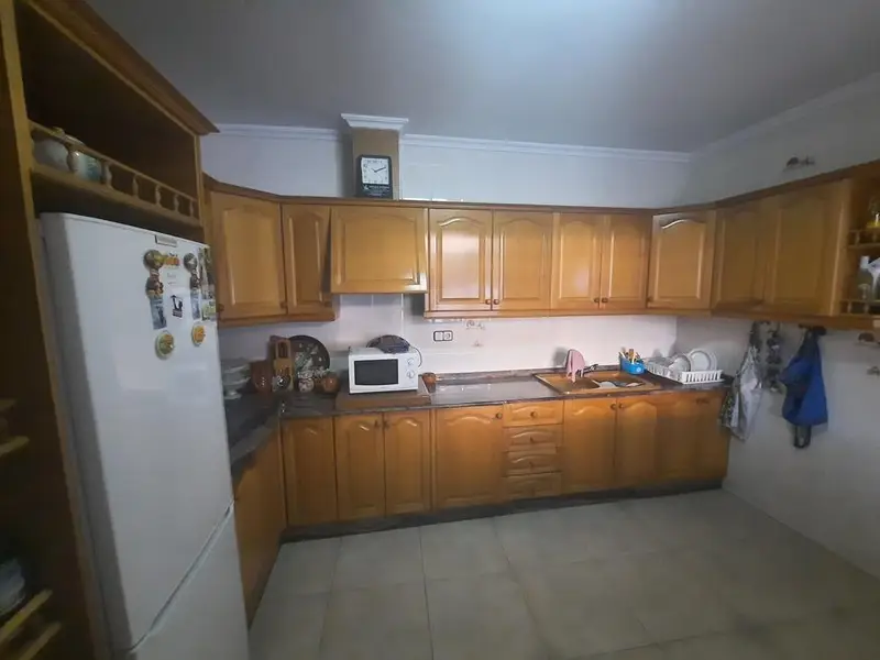 Casa en Novelda con Terraza y Gran Patio 268m2