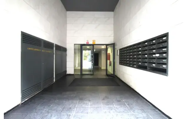 Rent 1 bedroom apartment of 72 m² in Madrid