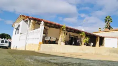 Casa en Venta en Urbanización Tranquila Cerca de la Playa
