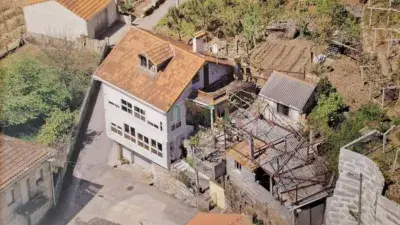 Casa Rústica en Venta Abelenda Das Penas