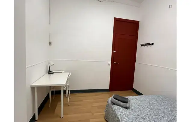 Alquiler Apartamento 7 Dormitorios Estudiantes Barcelona