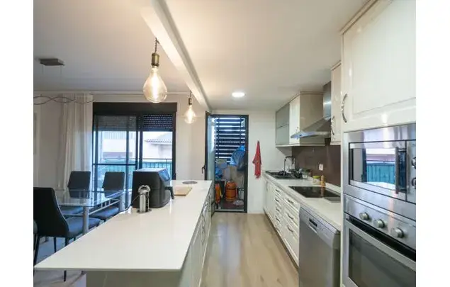 Alquiler Habitaciones Amuebladas con Terraza en Carrer La Font