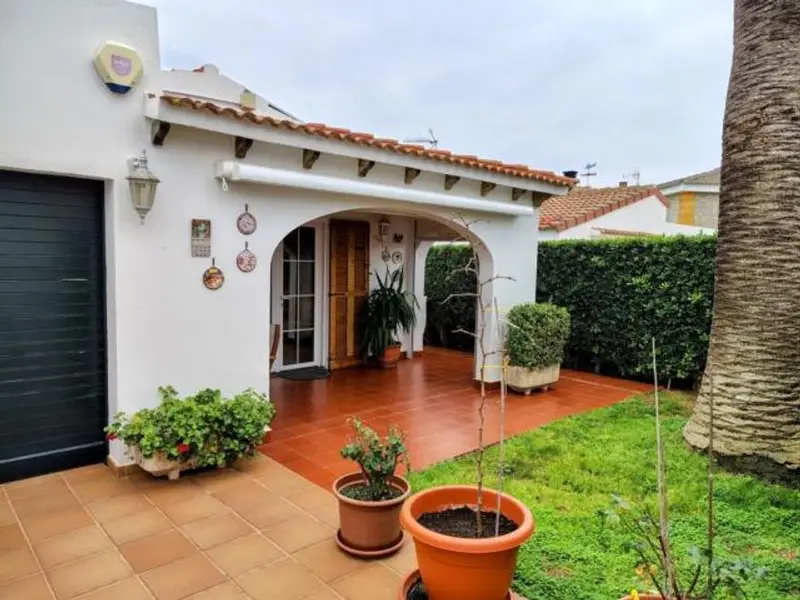 Chalet en Cala En Blanes con Piscina y Jardin