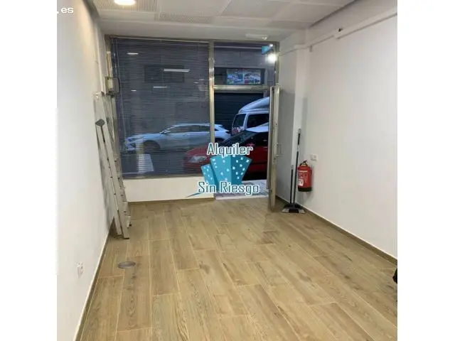 Local Comercial en Cáceres Zona Colón 25m2 Traspaso