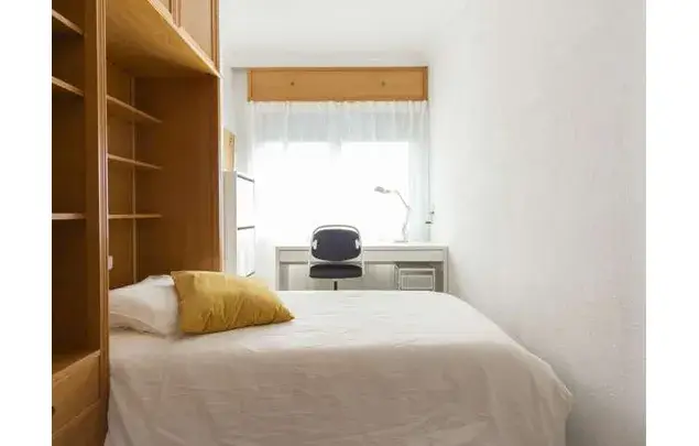 Alquiler Habitacion 78m2 Madrid Puerta del Angel