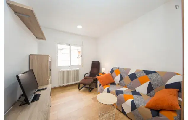Rent 3 bedroom apartment in Granada