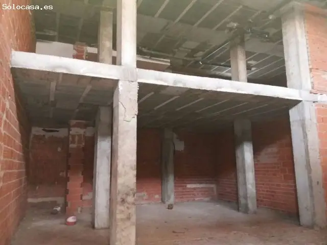 Local Comercial 166m2 en Cerro del Viento Badajoz